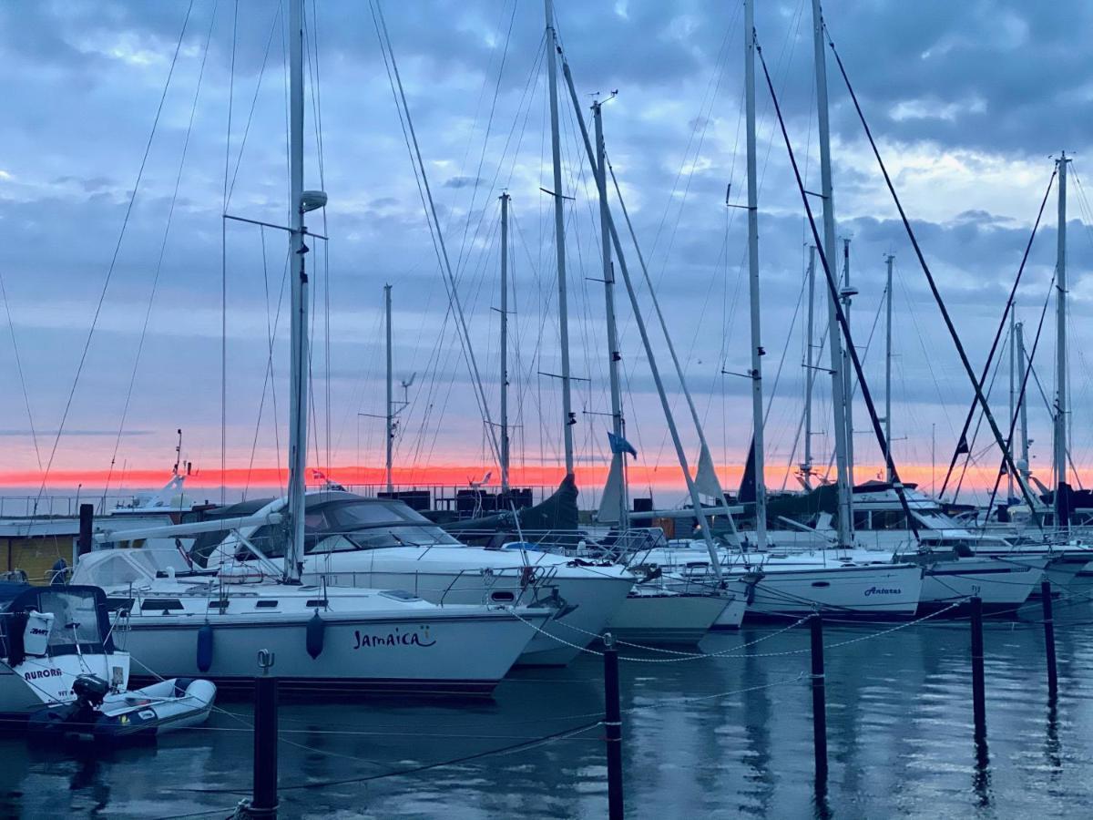 Stylische Ferienwohnung Top Lage Am Hafen, Strand Und Meer Wendtorf Kültér fotó